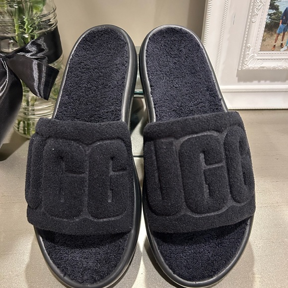 UGG Shoes - UGG Black Fuzzy Slide Sandals